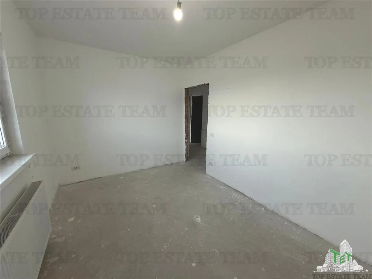 Villa Unifamiliar P+1+Buhardilla | 128 m² | 500 m² Jardín | Ciorogarla - foto 15