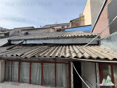 Casa Renovable de 3 Dormitorios Distribuida – Vivienda o Inversión - foto 7