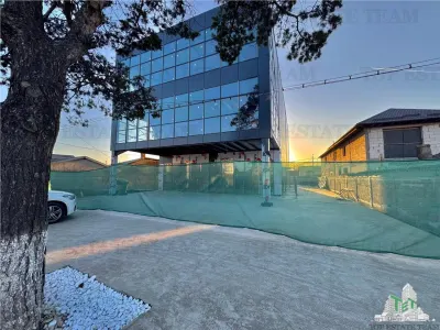 Prime Commercial Building to Let | 1,026 sqm | Prominent Frontage & Terrace | Ștefănești, Ilfov - foto 9