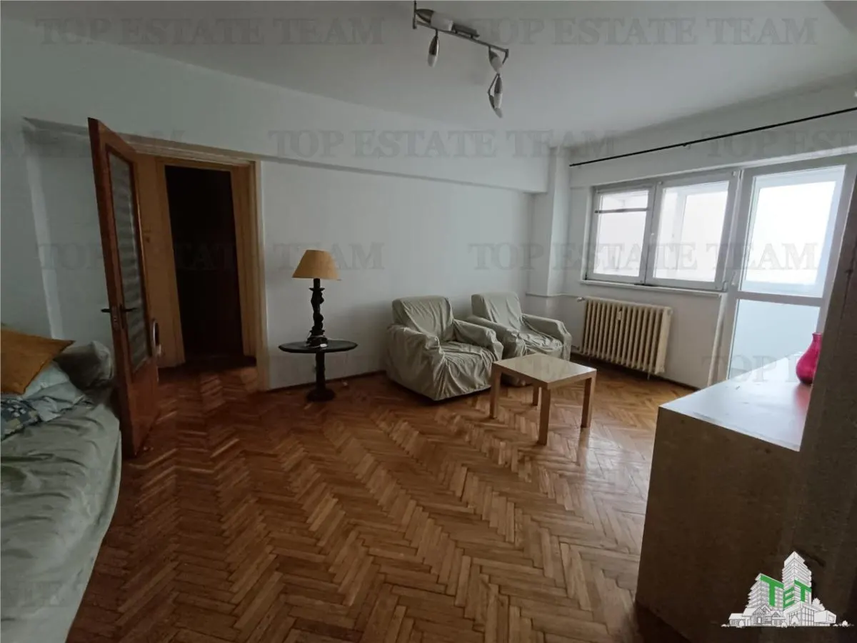 Appartement 3 Pièces à Vendre, Ion Mihalache, Vue Arrière - foto 1