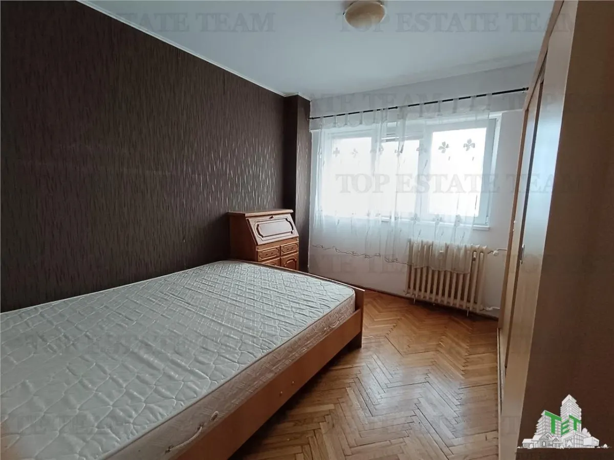 Appartement 3 Pièces à Vendre, Ion Mihalache, Vue Arrière - foto 3