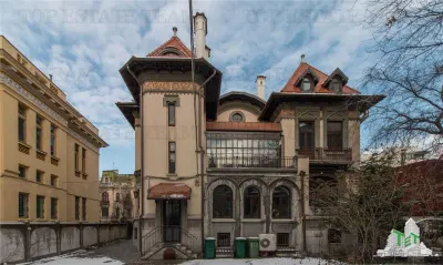 Prestigious Villa for Residential/Office/Embassy Use, Dacia Boulevard - Bucuresti