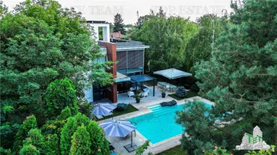 Premium 7-Bedroom Villa with Private Pool and 90 sqm Terrace, Otopeni - Otopeni