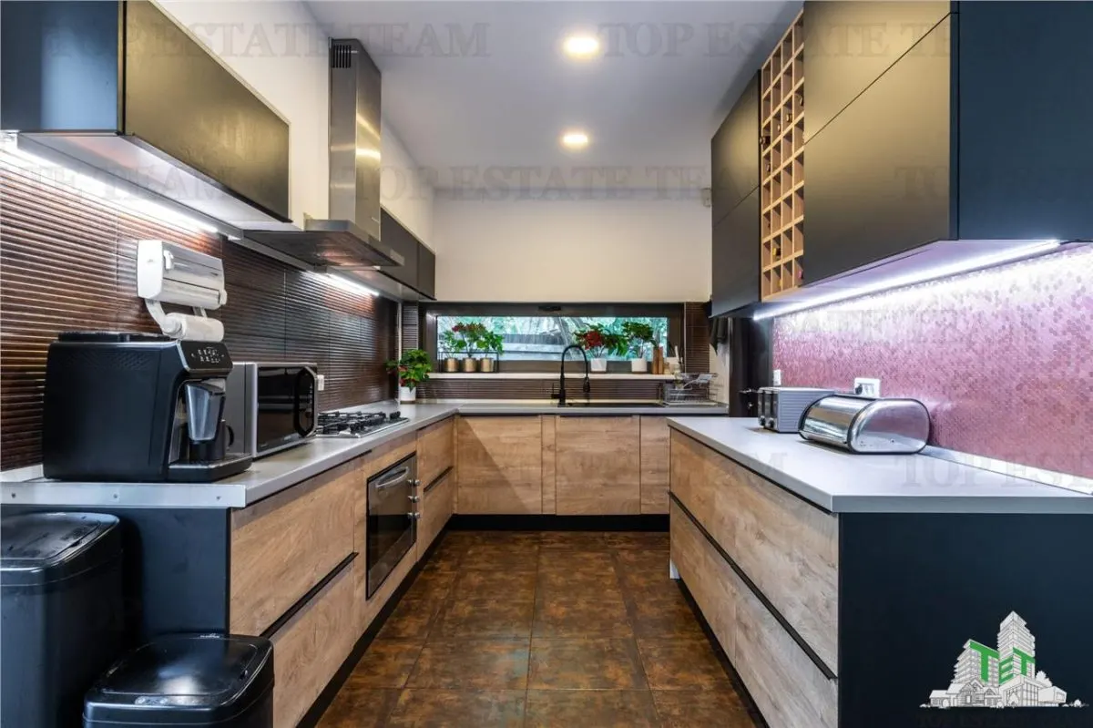 Villa Premium de 7 Dormitorios con Piscina Privada y Terraza de 90 sqm, Otopeni - foto 15