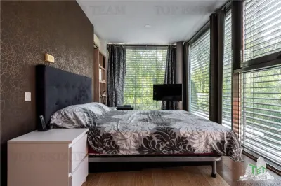 Villa Premium de 7 Dormitorios con Piscina Privada y Terraza de 90 sqm, Otopeni - foto 16