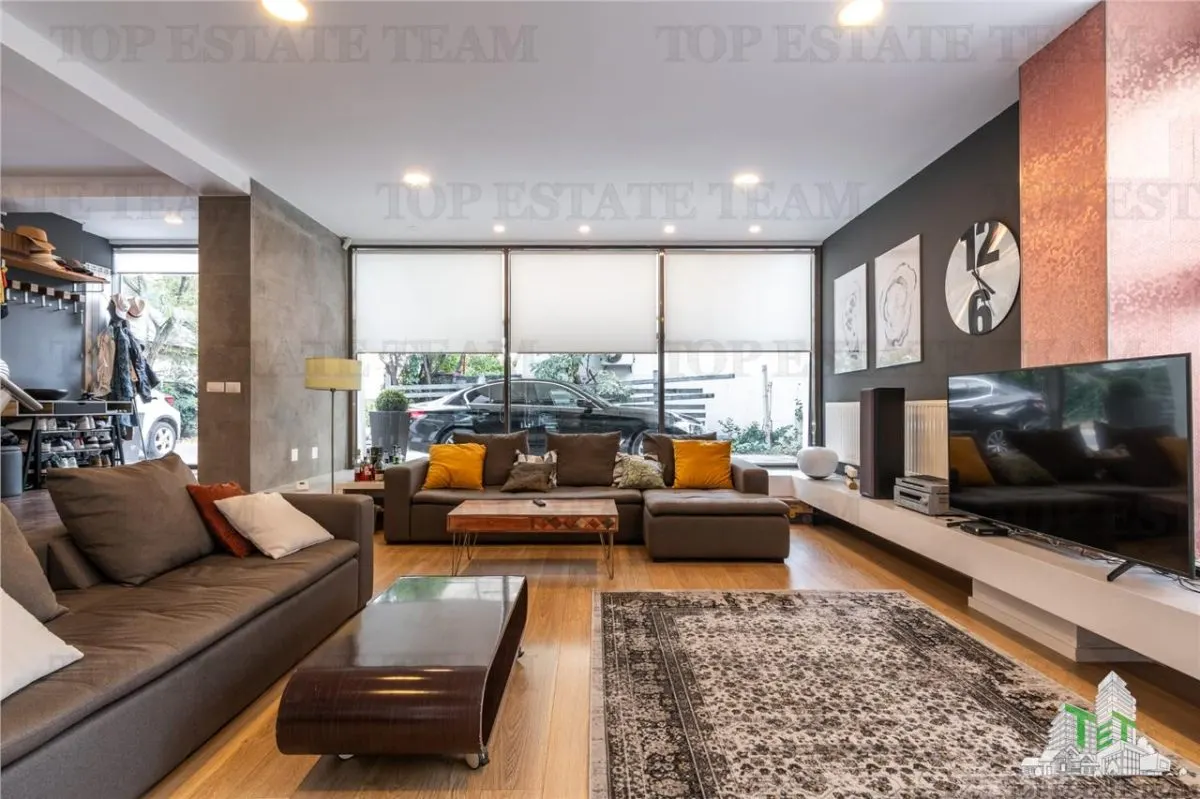 Villa Premium de 7 Dormitorios con Piscina Privada y Terraza de 90 sqm, Otopeni - foto 6