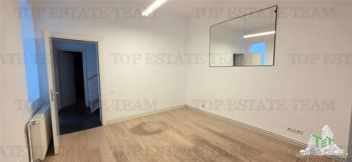Office and Showroom Building for Sale, Bucuresti - foto 13