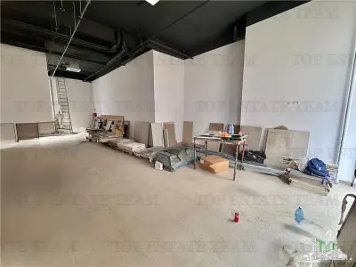 Commercial Space for Rent in Berceni / Near Metro Station - foto 5