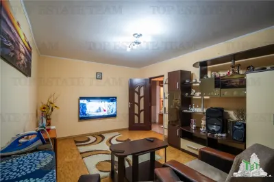 Apartment with 3 bedrooms for sale 59.9 sqm in Bucuresti - Bucuresti