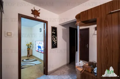 Apartment with 3 bedrooms for sale 59.9 sqm in Bucuresti - foto 8