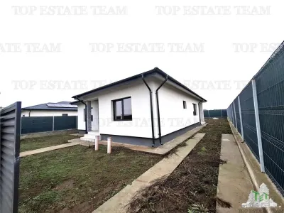 Casa Unifamiliar de Una Planta en Venta | Ubicación Excepcional | Vistas al Lago | Corbeanca, Ostratu - foto 16