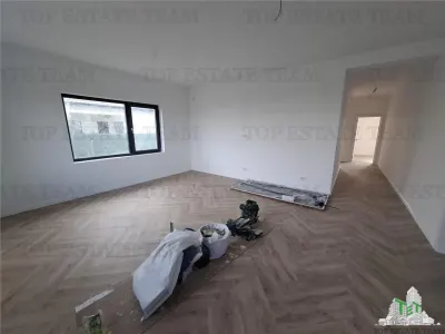 Casa Unifamiliar de Una Planta en Venta | Ubicación Excepcional | Vistas al Lago | Corbeanca, Ostratu - foto 4