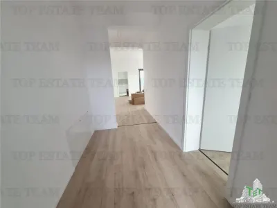Casa Unifamiliar de Una Planta en Venta | Ubicación Excepcional | Vistas al Lago | Corbeanca, Ostratu - foto 8