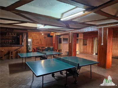 House / villa for sale 430 sqm in Medgidia, Central area - foto 8