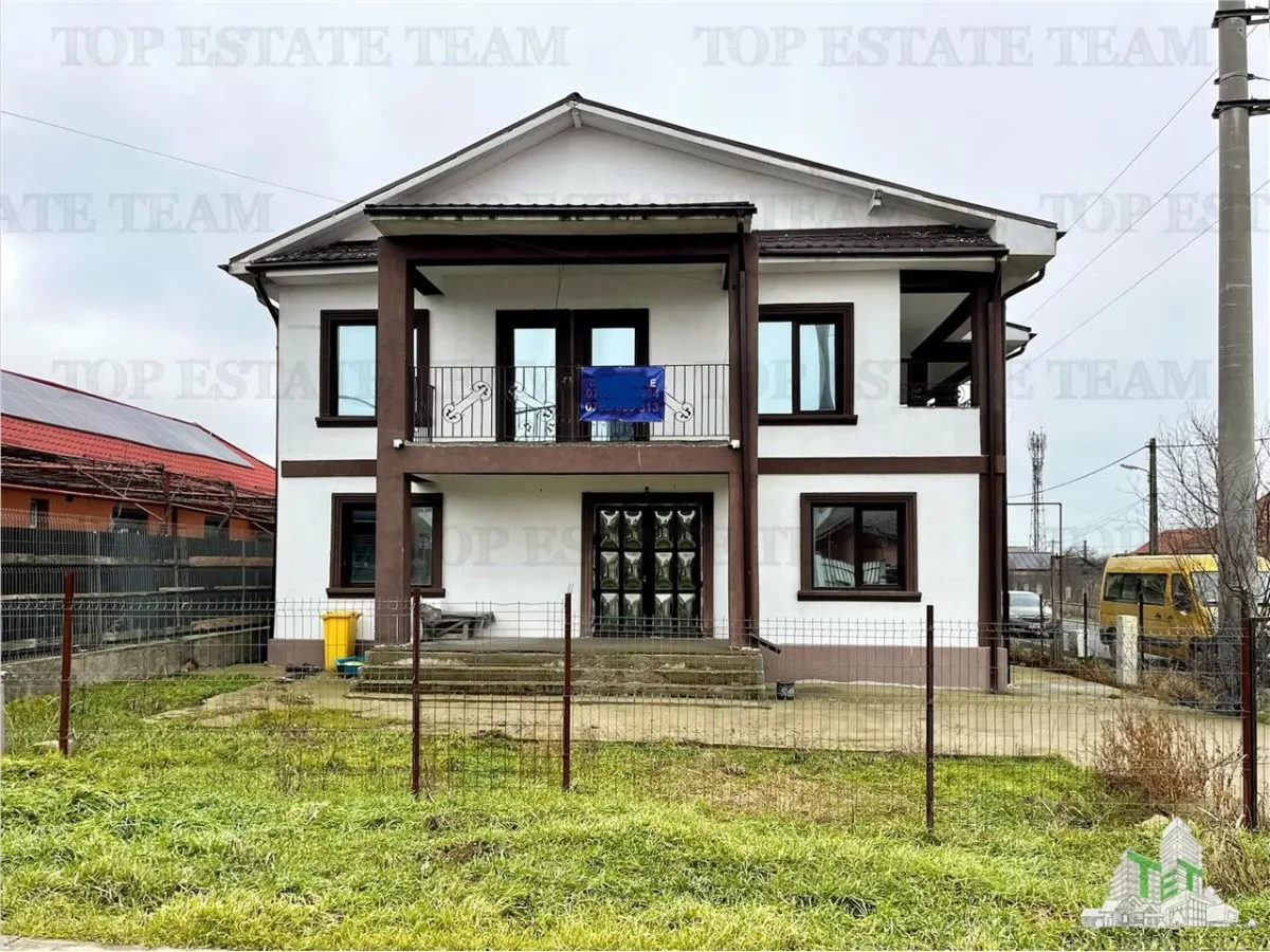 Ground Floor + First Floor House, 8 Rooms—All Utilities Connected - foto 1