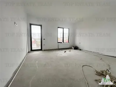 Ground Floor + First Floor House, 8 Rooms—All Utilities Connected - foto 11