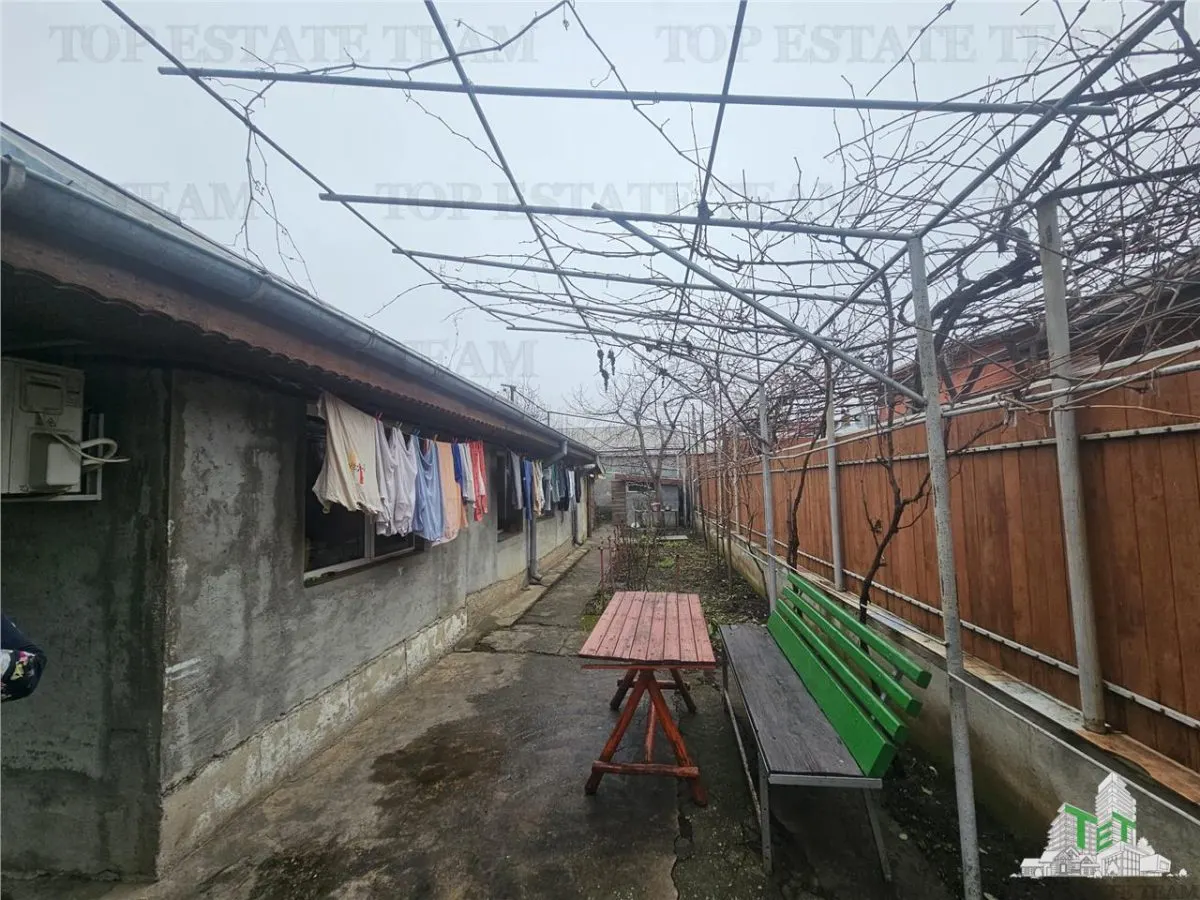 Casa Individual de 3 Dormitorios, Patio Libre de 225 m², Zona Piața Reșița - foto 4