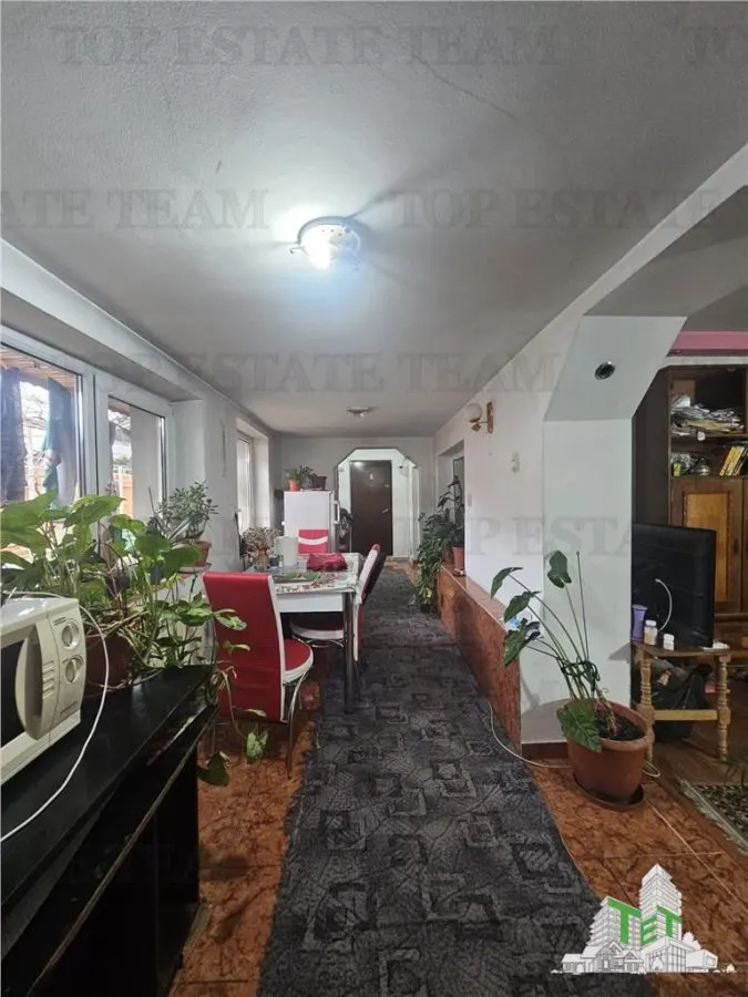 Casa Individual de 3 Dormitorios, Patio Libre de 225 m², Zona Piața Reșița - foto 5