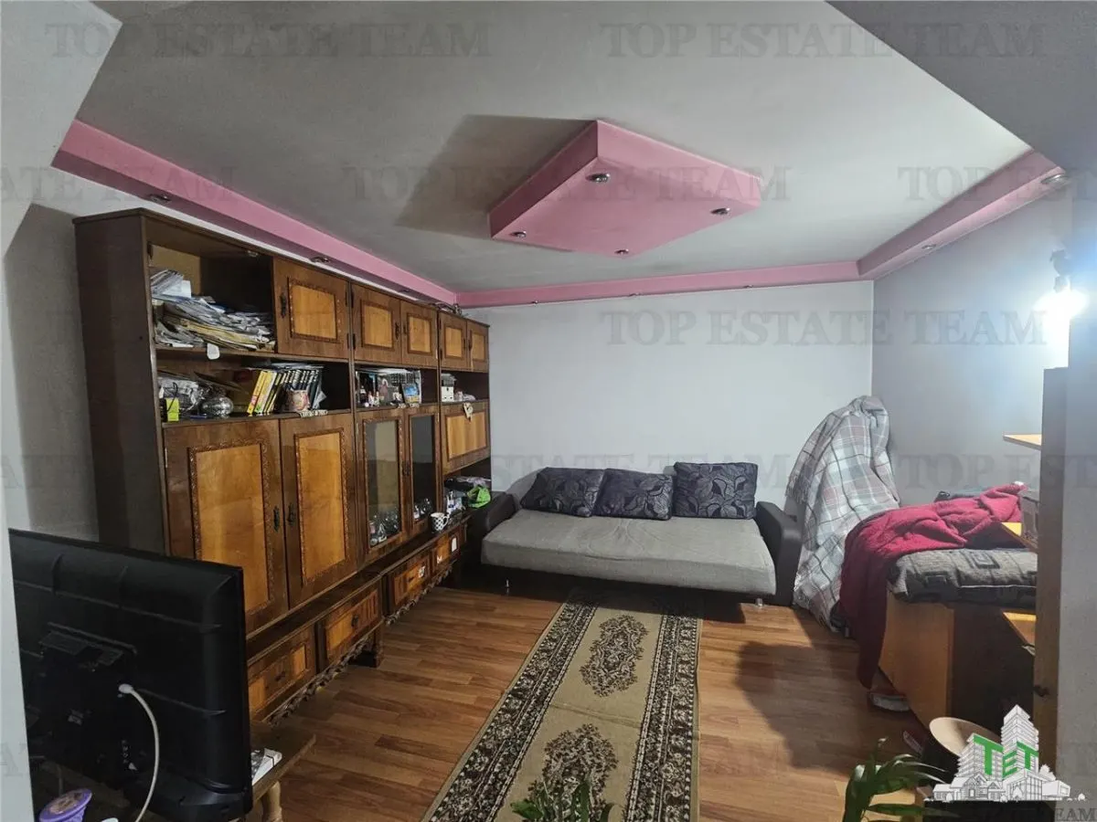 Casa Individual de 3 Dormitorios, Patio Libre de 225 m², Zona Piața Reșița - foto 6