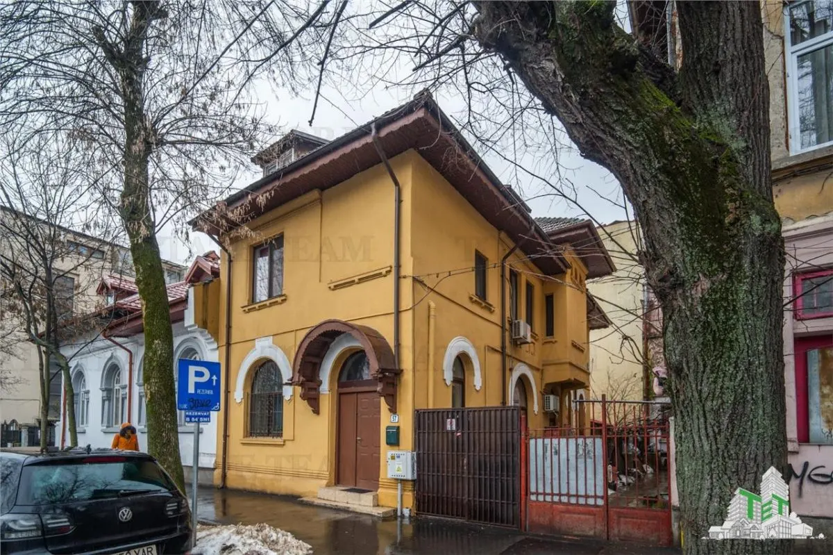 Villa en Venta - Zona Victoriei | Oficinas, Clínica o Residencial - foto 1