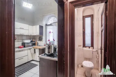 Villa en Venta - Zona Victoriei | Oficinas, Clínica o Residencial - foto 11