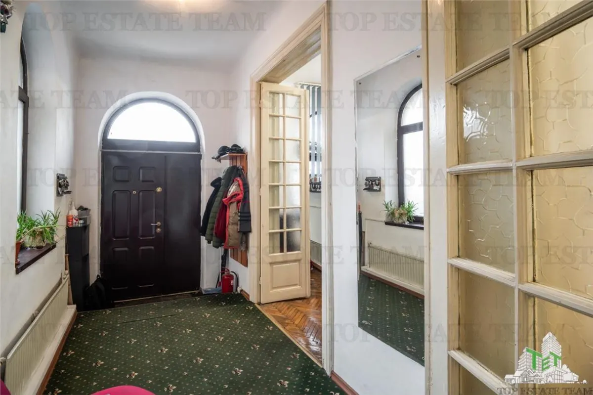 Villa en Venta - Zona Victoriei | Oficinas, Clínica o Residencial - foto 5