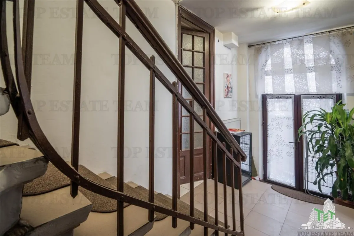 Villa en Venta - Zona Victoriei | Oficinas, Clínica o Residencial - foto 9