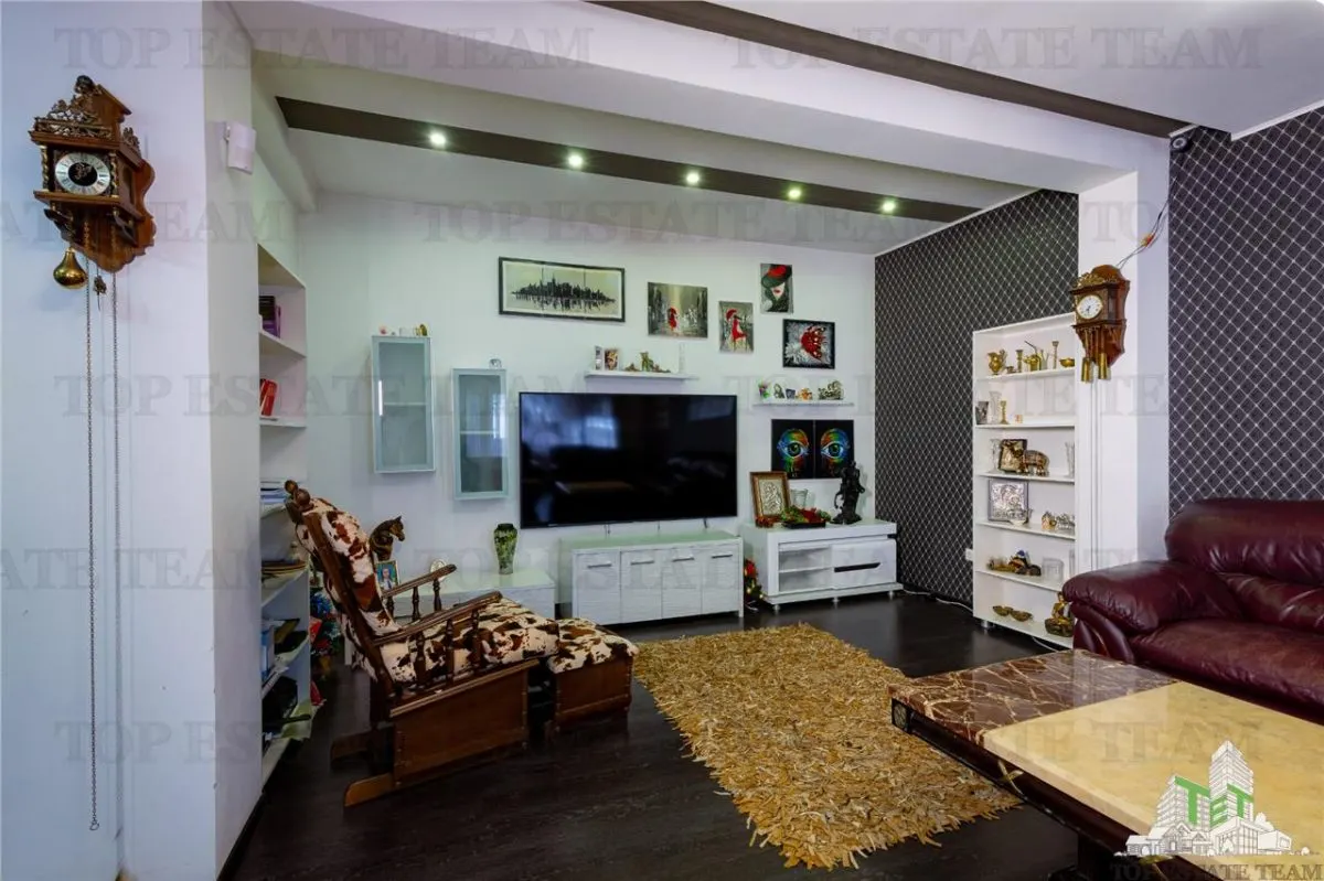 Elegant Villa – Braila – Central Location – For Sale - foto 15