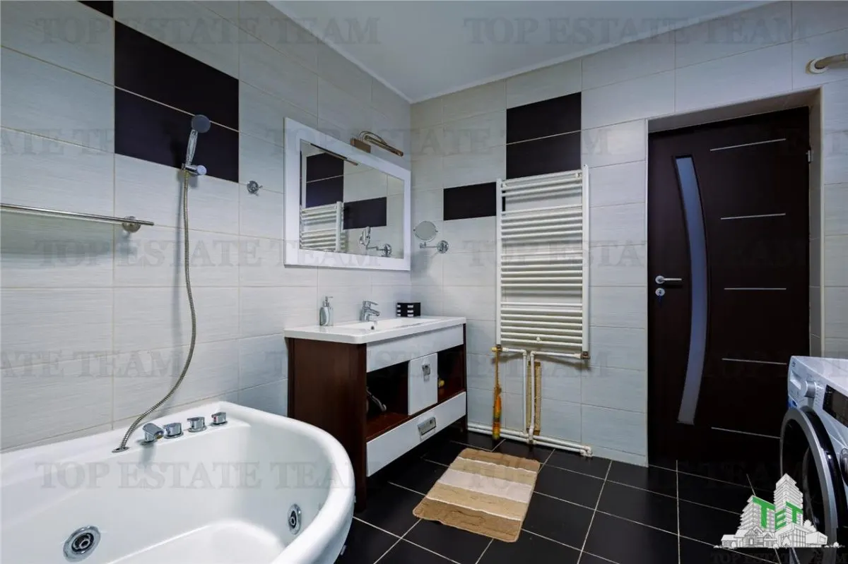 Elegant Villa – Braila – Central Location – For Sale - foto 24