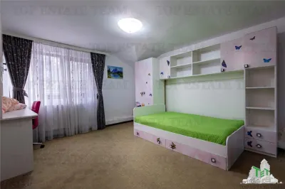 Elegant Villa – Braila – Central Location – For Sale - foto 8