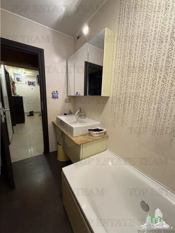 Apartamento Moderno de 2 Dormitorios Compozitori, Constanta - foto 12
