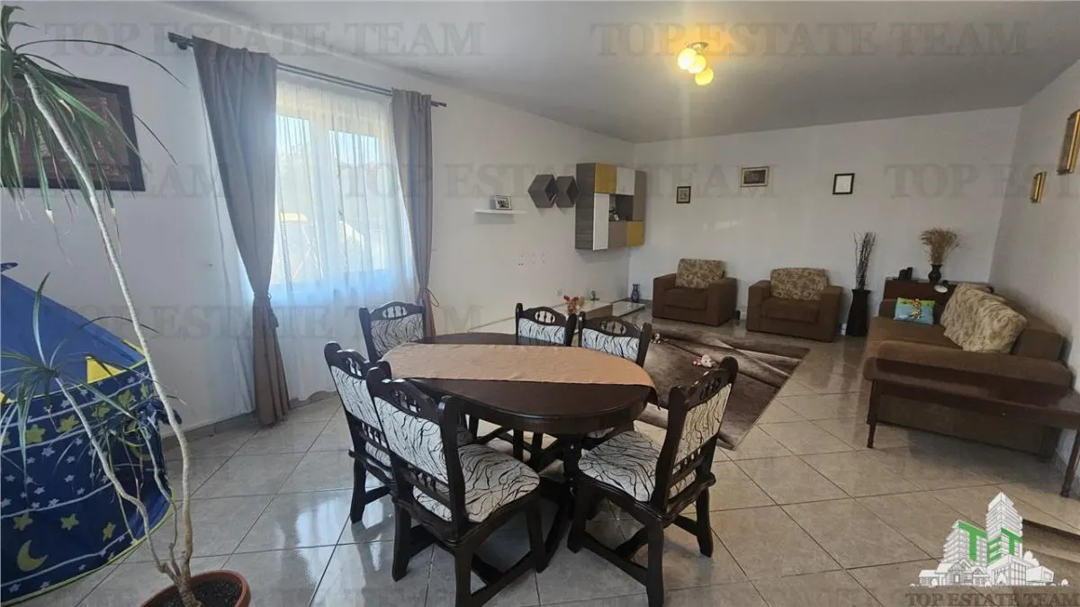 Villa de Cuatro Dormitorios Amueblada con Todas las Utilidades en Ciorogarla - foto 16