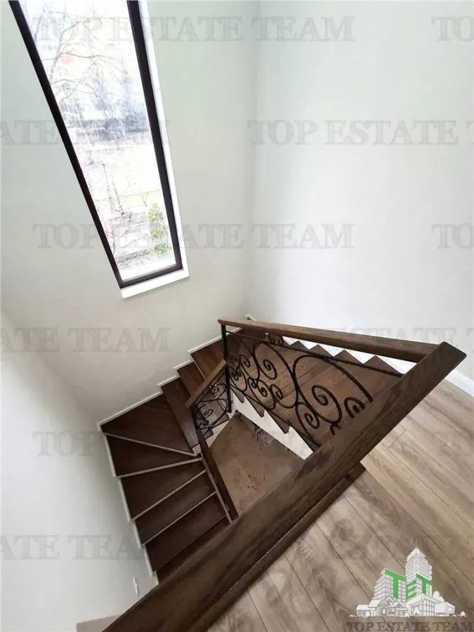 Villa Medeea en Venta, Buftea, Barrio Flamanzeni, Bosque y Lago - foto 10