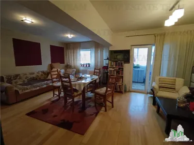 Appartement 3 Chambres à Vendre, Piața Victoriei–Titulescu, Bucarest - foto 2