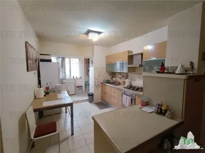 Appartement 3 Chambres à Vendre, Piața Victoriei–Titulescu, Bucarest - foto 12