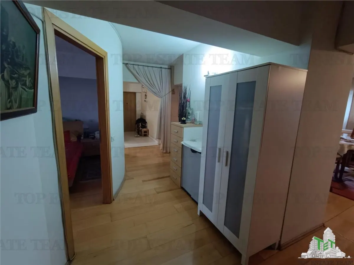 Appartement 3 Chambres à Vendre, Piața Victoriei–Titulescu, Bucarest - foto 9