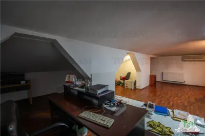 Propiedad Piata Unirii – Solar 1.268 m² con Dos Construcciones - foto 13