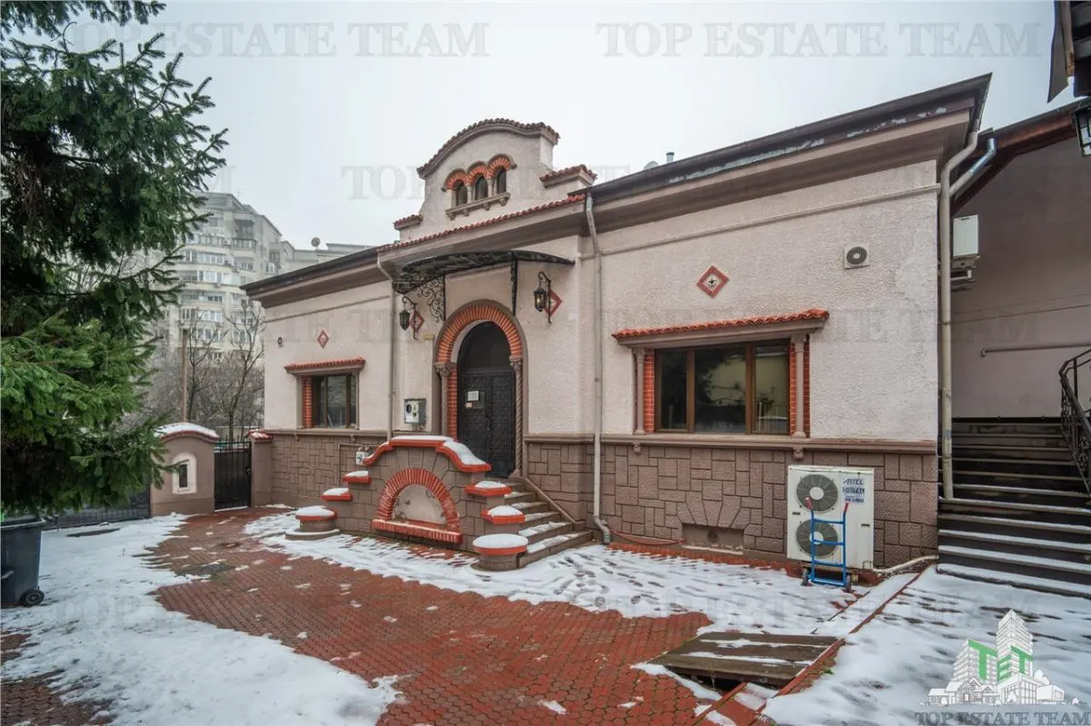 Propiedad Piata Unirii – Solar 1.268 m² con Dos Construcciones - foto 15