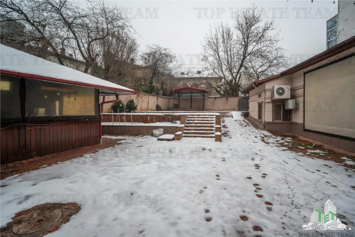 Propiedad Piata Unirii – Solar 1.268 m² con Dos Construcciones - foto 16