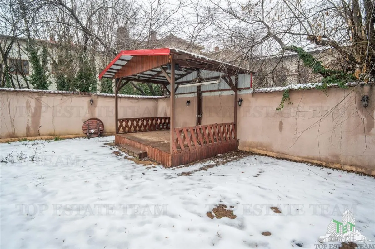 Propiedad Piata Unirii – Solar 1.268 m² con Dos Construcciones - foto 17