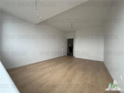 2-Bedroom Apartment for Sale in Gated Complex with Pool and Park, Sector 1 North - foto 2