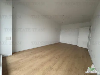 2-Bedroom Apartment for Sale in Gated Complex with Pool and Park, Sector 1 North - foto 5