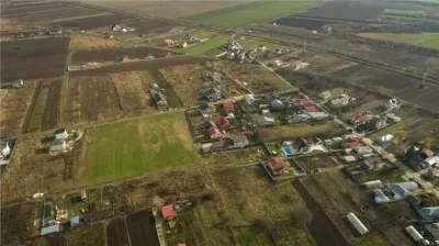 Terreno de 2.450 m² en Venta en Ciorogarla | 15 Minutos de Bucarest - foto 3