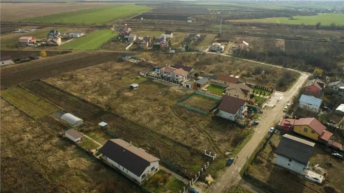 Terreno de 2.450 m² en Venta en Ciorogarla | 15 Minutos de Bucarest - foto 7