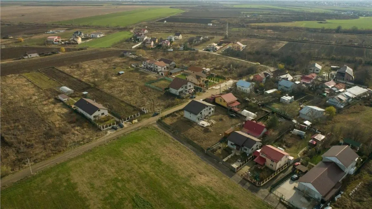 Terreno de 2.450 m² en Venta en Ciorogarla | 15 Minutos de Bucarest - foto 10
