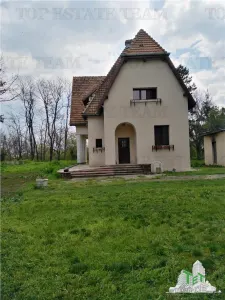 Outstanding Investment Opportunity: Historic Interwar Estate with Villa - foto 2