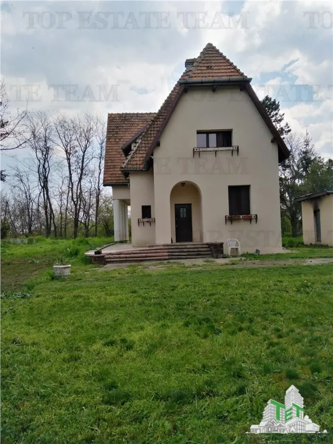 Outstanding Investment Opportunity: Historic Interwar Estate with Villa - foto 2