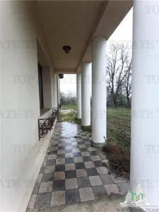 Outstanding Investment Opportunity: Historic Interwar Estate with Villa - foto 4