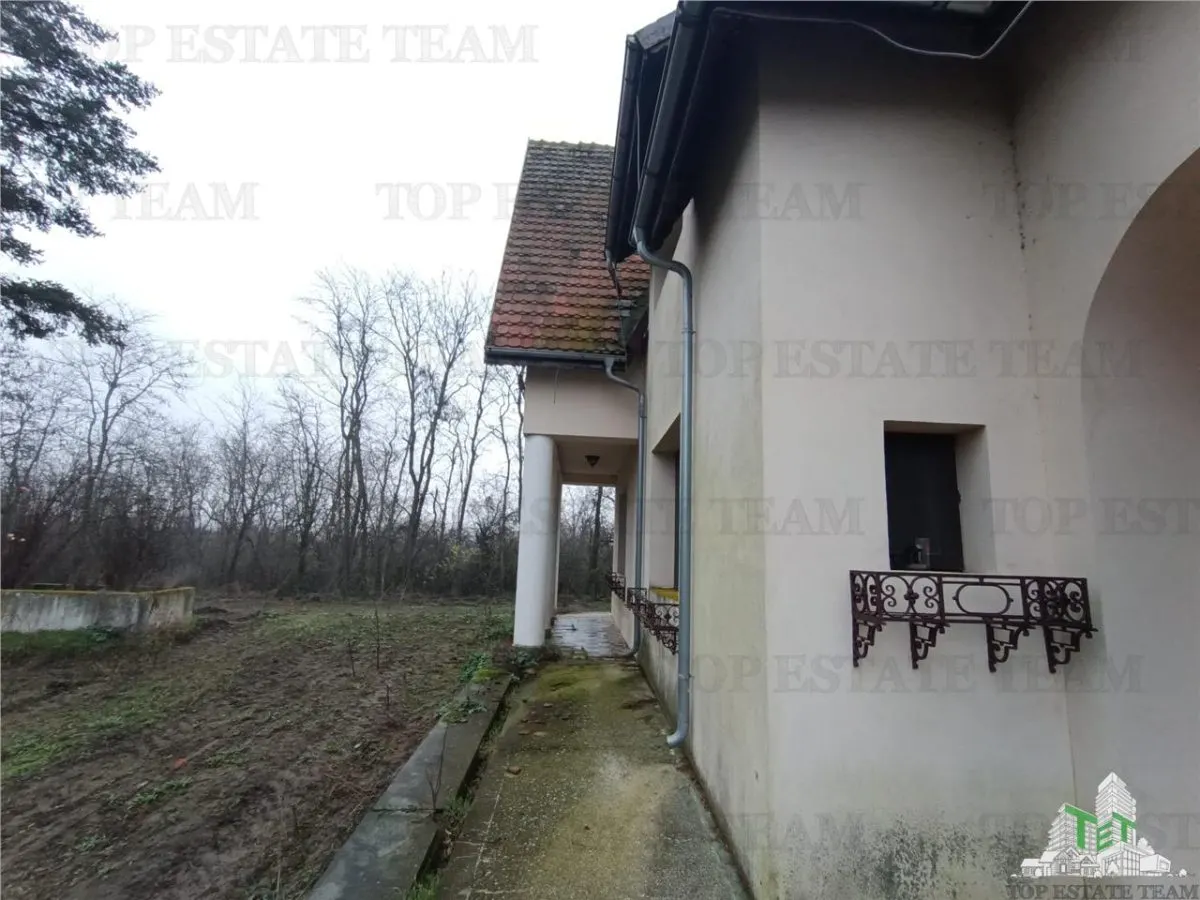 Outstanding Investment Opportunity: Historic Interwar Estate with Villa - foto 7