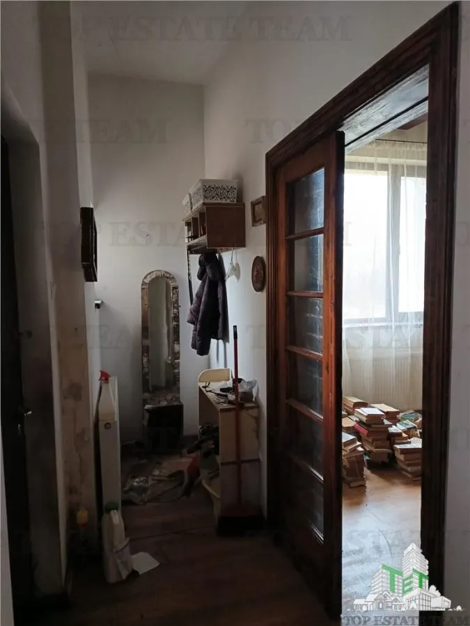 Outstanding Investment Opportunity: Historic Interwar Estate with Villa - foto 8